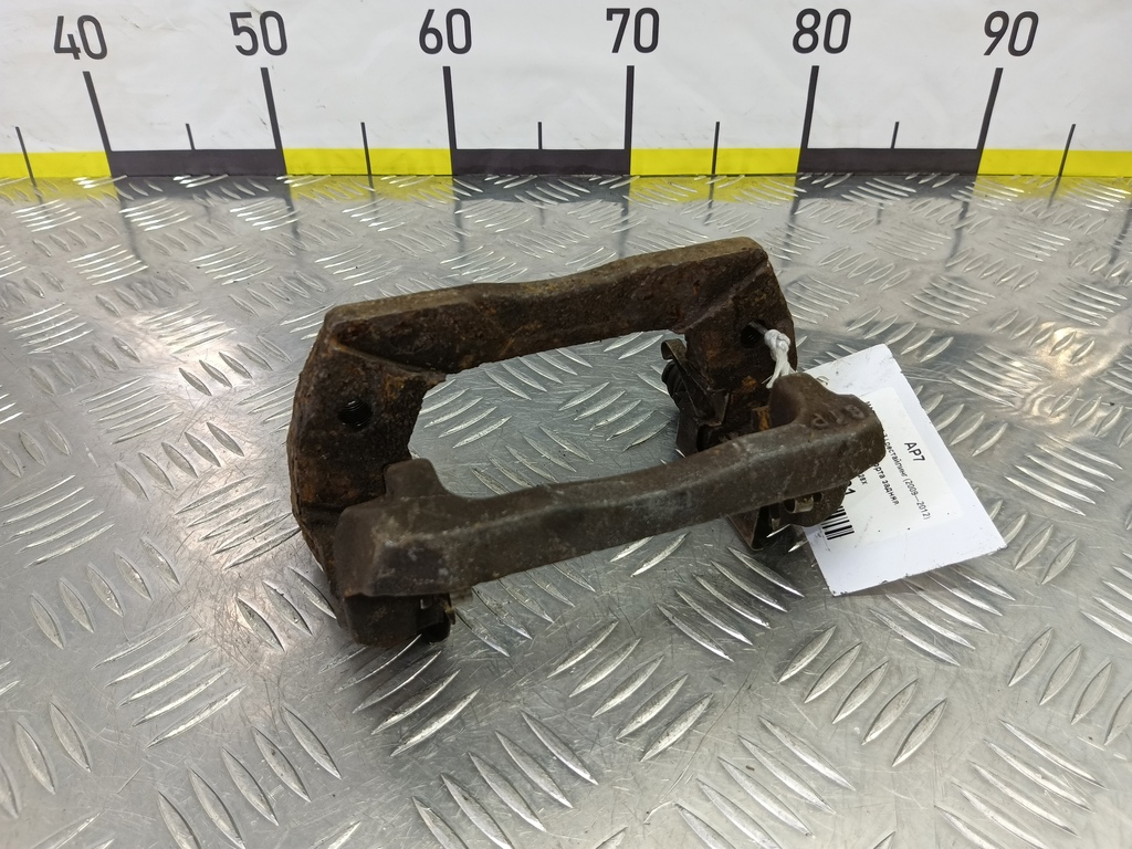 скоба суппорта MAZDA CX-7  LF242628X, 630 рублей, Москва