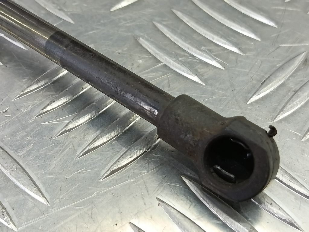 амортизатор крышки багажника Jaguar XF 3.0 AT (238 л.с.)XF  I (2007—2011) Седан C2Z2615, 750 рублей, Москва