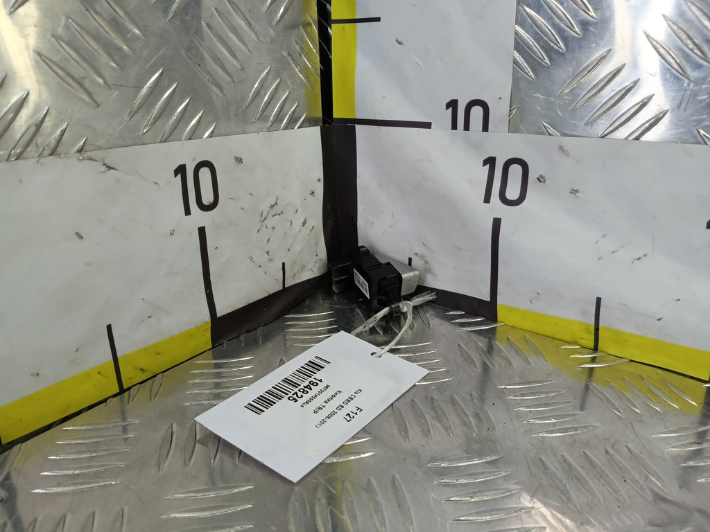 кнопка tip Kia Ceed  967201H550AL4, 630 рублей, Москва