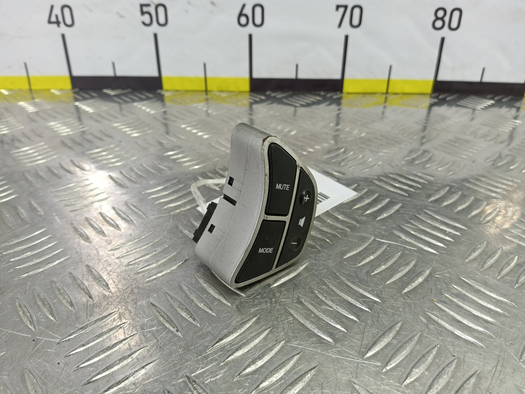 блок кнопок Kia Ceed  967101H2001S, 630 рублей, Москва