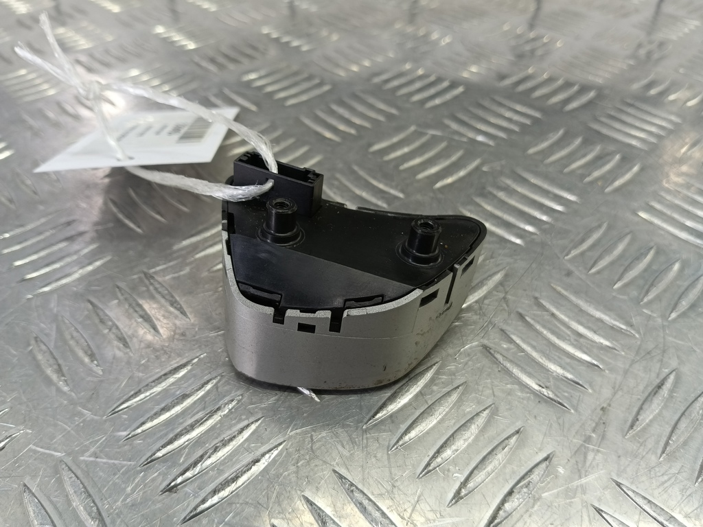 блок кнопок Kia Ceed  967101H1001S, 630 рублей, Москва