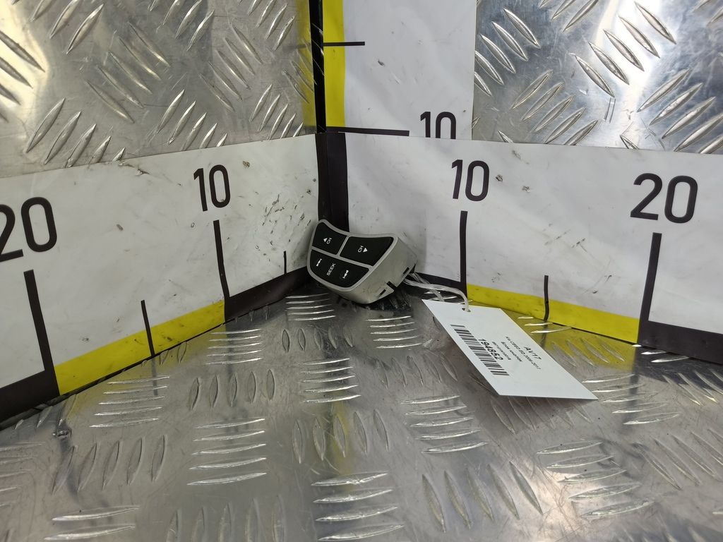 блок кнопок Kia Ceed  967101H1001S, 630 рублей, Москва