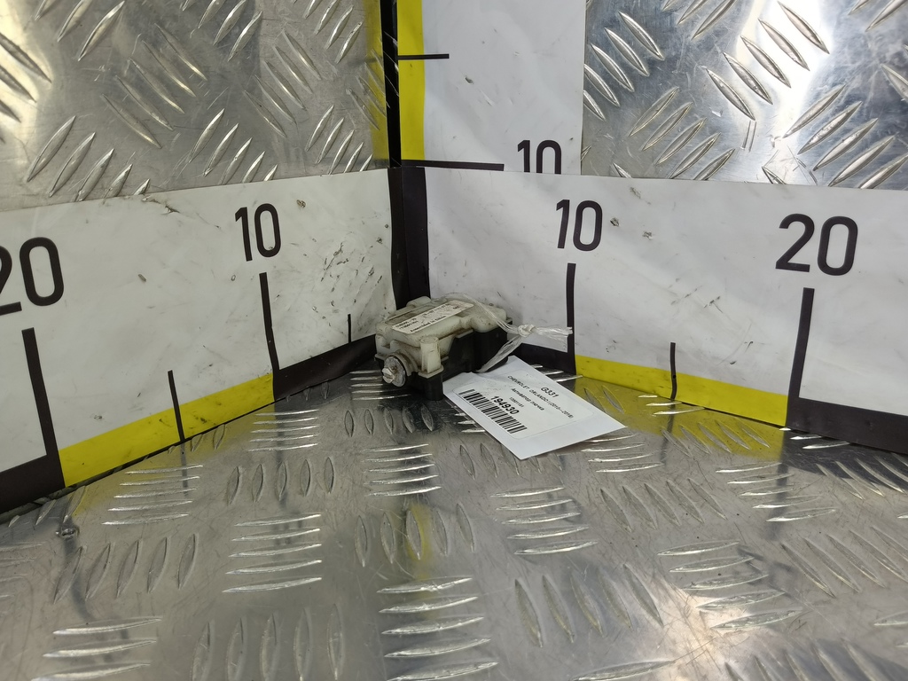 активатор лючка CHEVROLET  ORLANDO 1.8 AT (141 л.с.)Orlando  I (2010—2018) Минивэн 13501151, 860 рублей, Москва