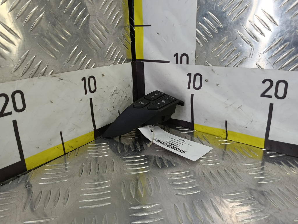 блок кнопок HONDA CR-V 2.0 4WD MT (150 л.с.)CR-V  III (2006—2009) Внедорожник 35880SWAA01, 980 рублей, Москва