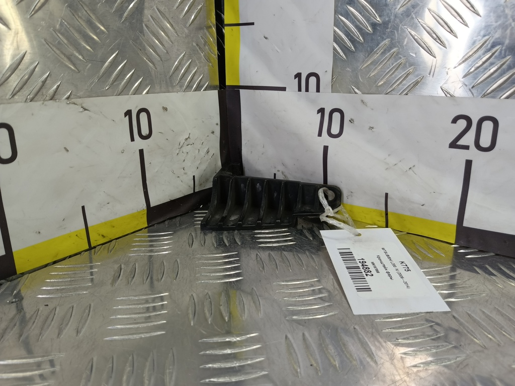 кронштейн фары MITSUBISHI L200  2.5 DI-D 4WD MT (178 л.с.)L200  IV (2006—2014) Пикап MN167868, 860 рублей, Москва