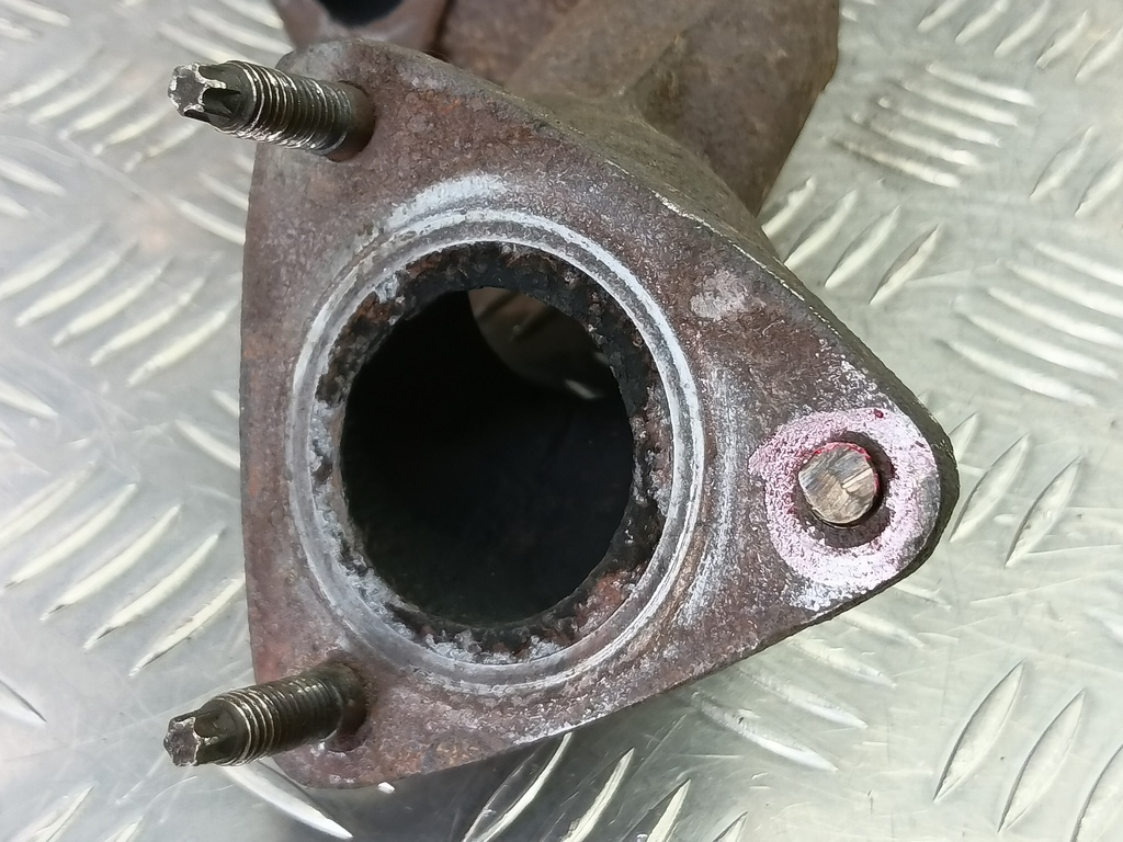 коллектор выпускной LAND ROVER DISCOVERY  1334640, 630 рублей, Москва