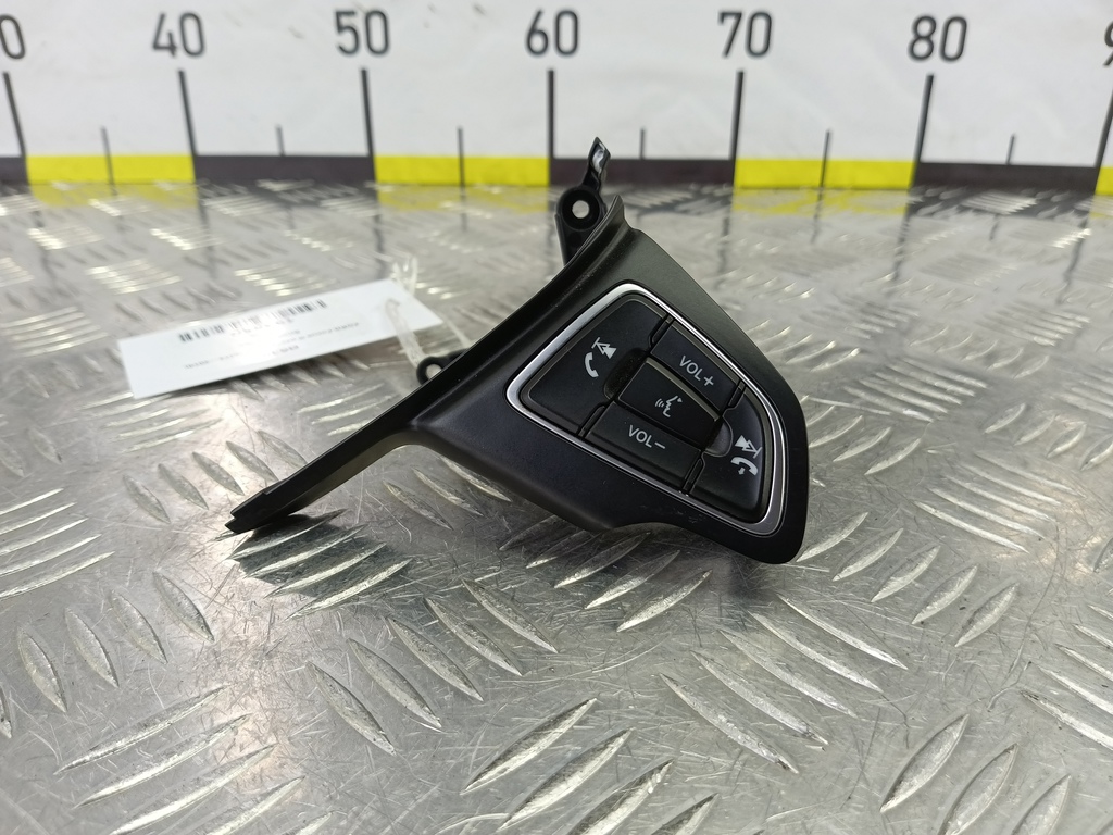 блок кнопок FORD Focus 2.0 AMT (160 л.с.)Focus  III рестайлинг (2014—2019) Седан 1850429, 1780 рублей, Москва