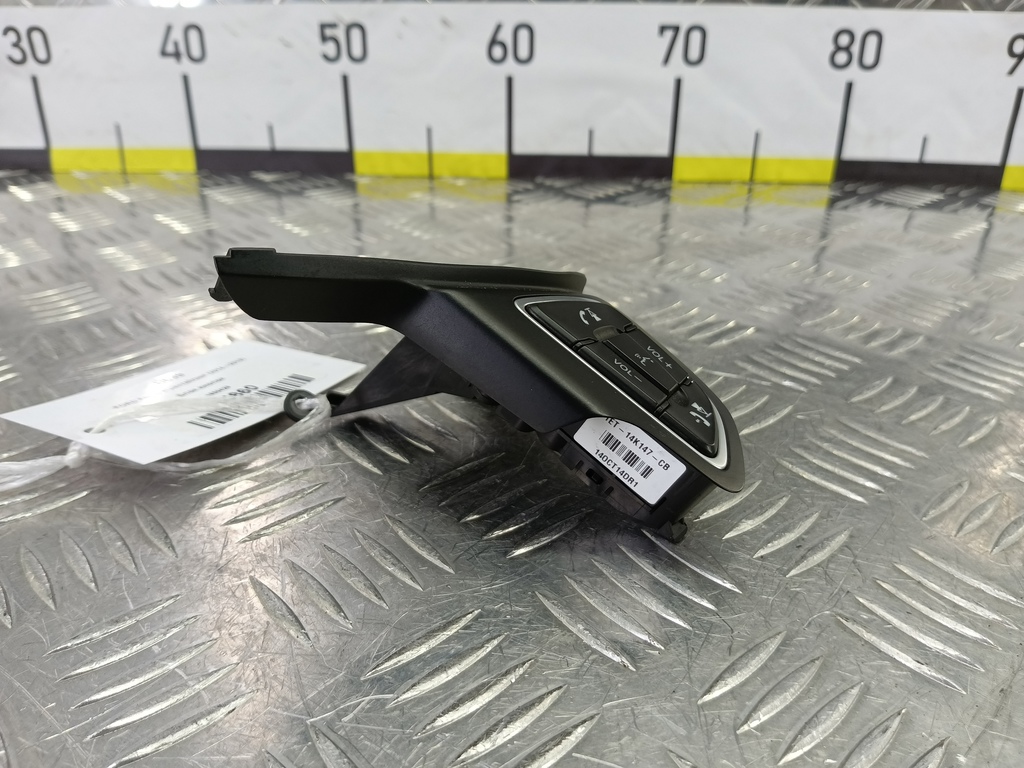 блок кнопок FORD Focus 2.0 AMT (160 л.с.)Focus  III рестайлинг (2014—2019) Седан 1850429, 1780 рублей, Москва