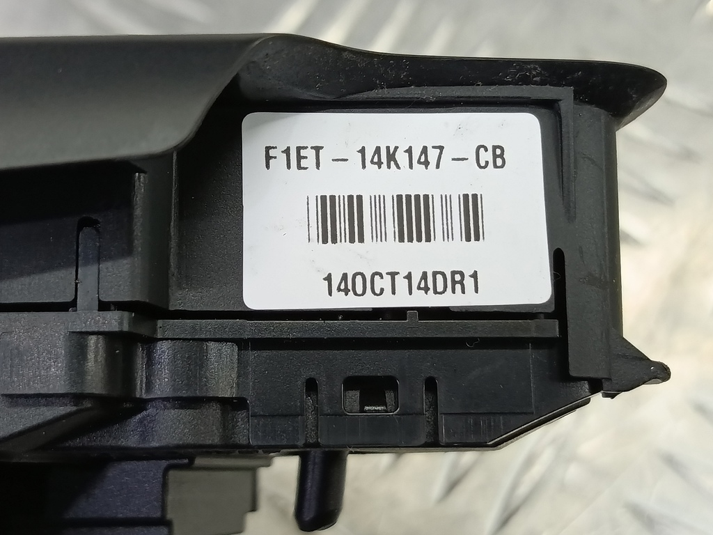 блок кнопок FORD Focus 2.0 AMT (160 л.с.)Focus  III рестайлинг (2014—2019) Седан 1850429, 1780 рублей, Москва