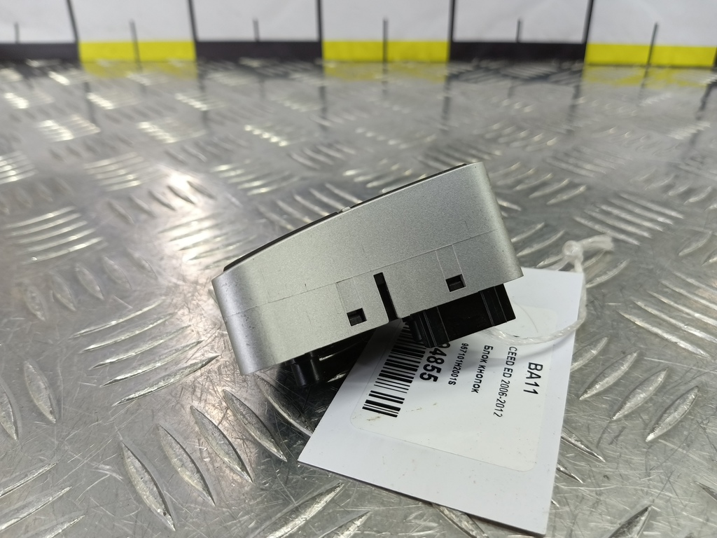 блок кнопок Kia Ceed  967101H2001S, 630 рублей, Москва
