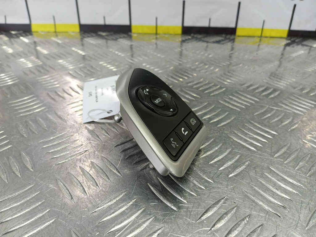 блок кнопок MITSUBISHI ASX  8616A027, 4430 рублей, Москва