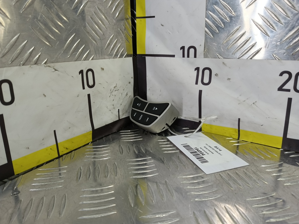 блок кнопок Kia Ceed  967101H1001S, 630 рублей, Москва