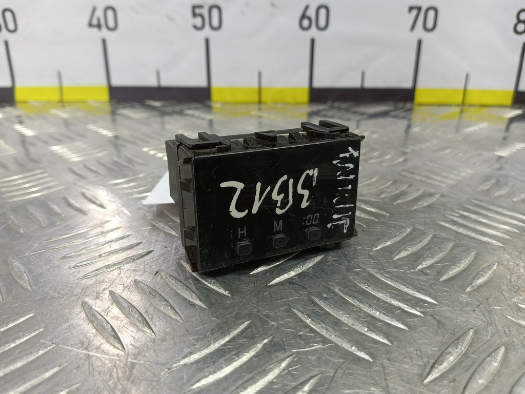 часы электронные SUZUKI JIMNY Jimny 34600-65D01, 750 рублей, Москва