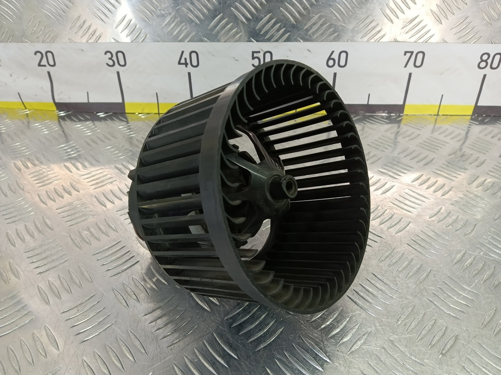 моторчик отопителя FORD Tourneo Connect  1151989, 2700 рублей, Москва