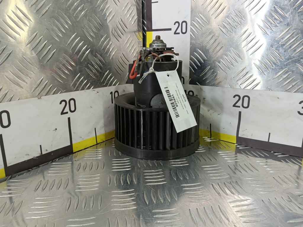 моторчик отопителя FORD Tourneo Connect  1151989, 2700 рублей, Москва