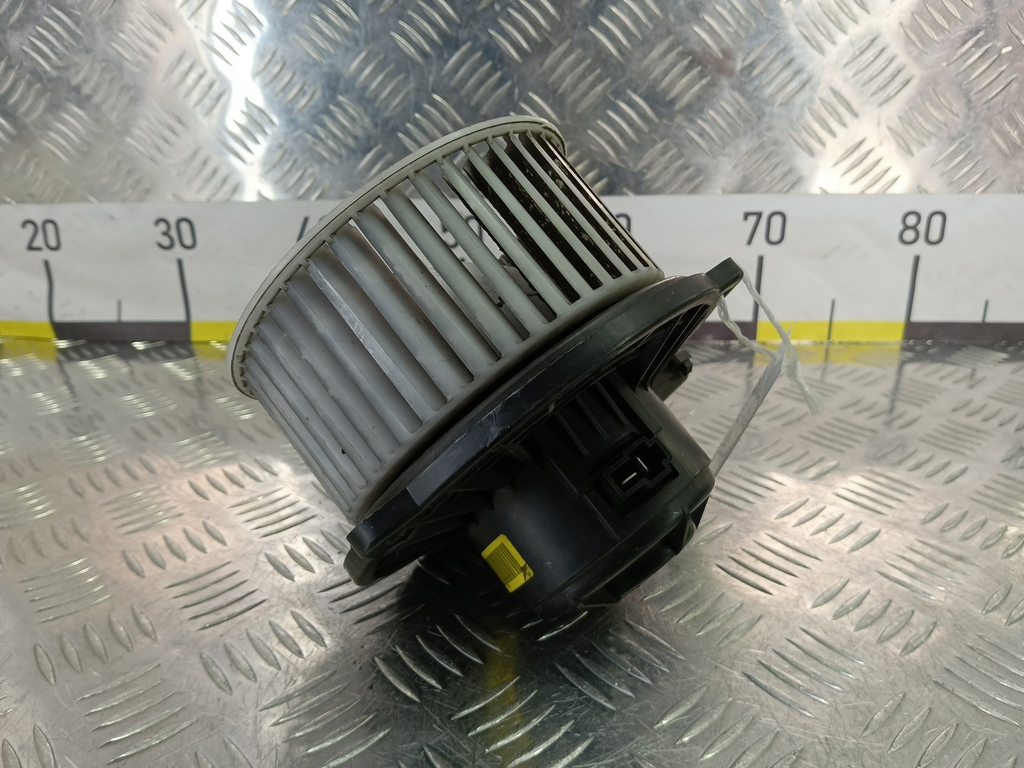 моторчик отопителя Hyundai Grand Starex  979454H000, 2130 рублей, Москва