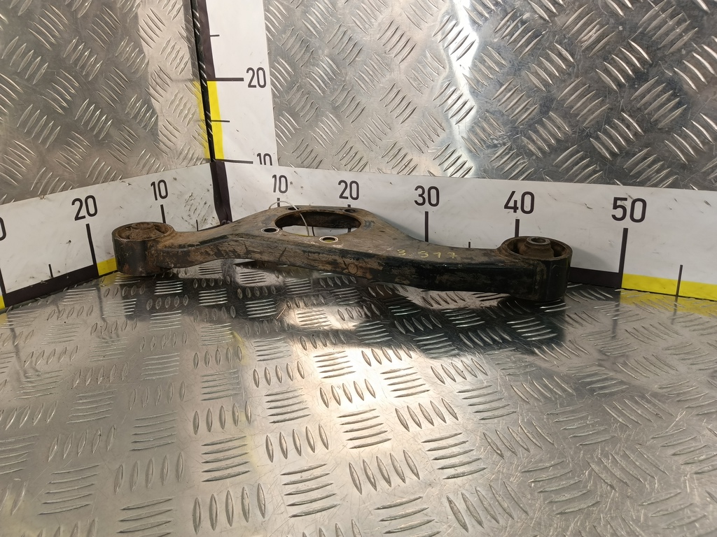 подушка редуктора MITSUBISHI PAJERO  MR374566, 1210 рублей, Москва