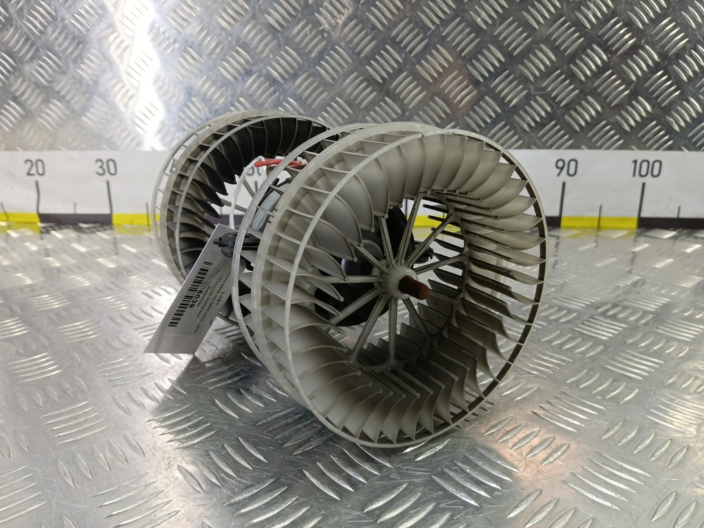 моторчик отопителя MERCEDES-BENZ Vito  A0008357904, 4200 рублей, Москва