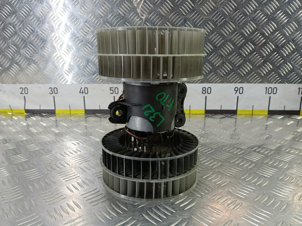 моторчик отопителя MERCEDES-BENZ Vito  A0008357904, 4200 рублей, Москва