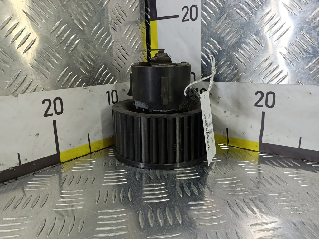 моторчик отопителя Volkswagen Caddy  1K2819015, 1550 рублей, Москва