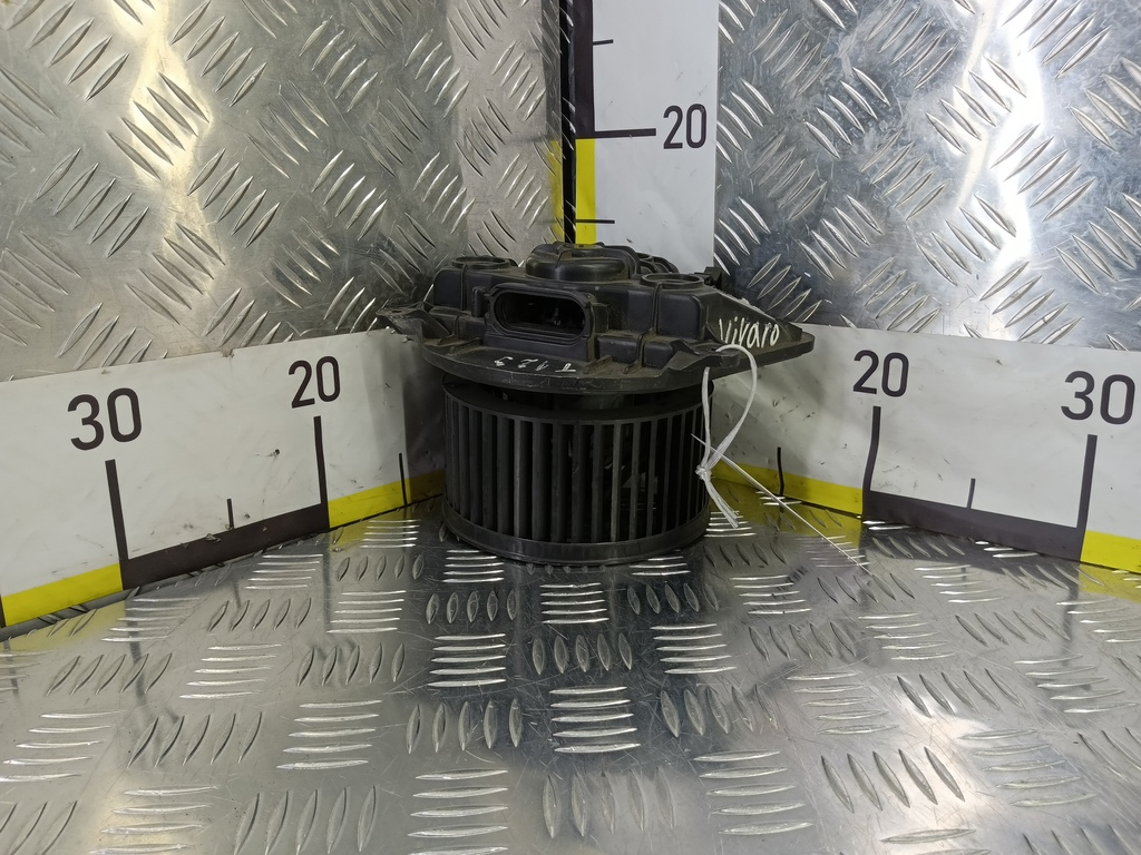 моторчик отопителя Opel Vivaro  4409447, 2700 рублей, Москва