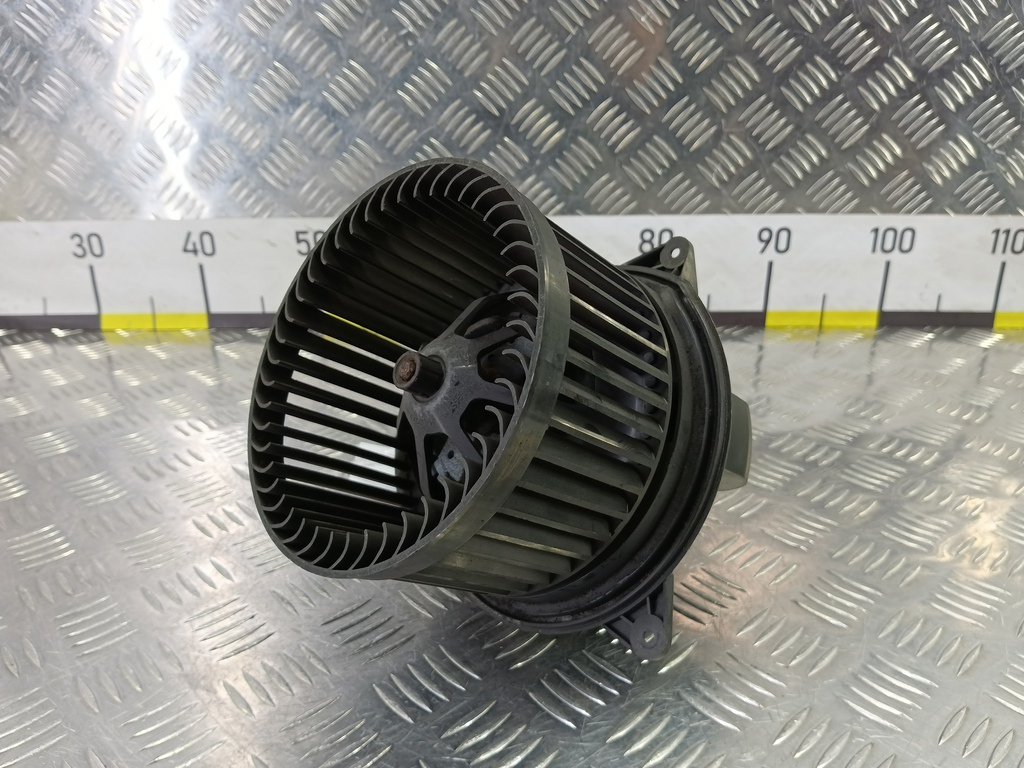 моторчик отопителя FORD Tourneo Connect  1151989, 2700 рублей, Москва