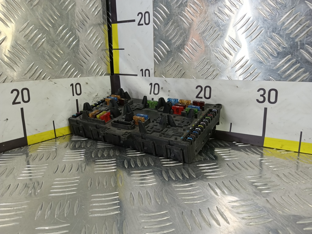 блок предохранителей MERCEDES-BENZ Vito  A6395450801, 1550 рублей, Москва