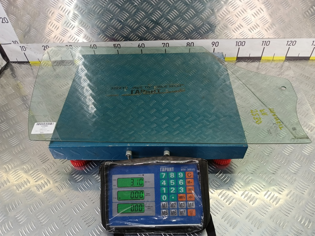 стекло двери FORD Transit  1821927, 3510 рублей, Москва