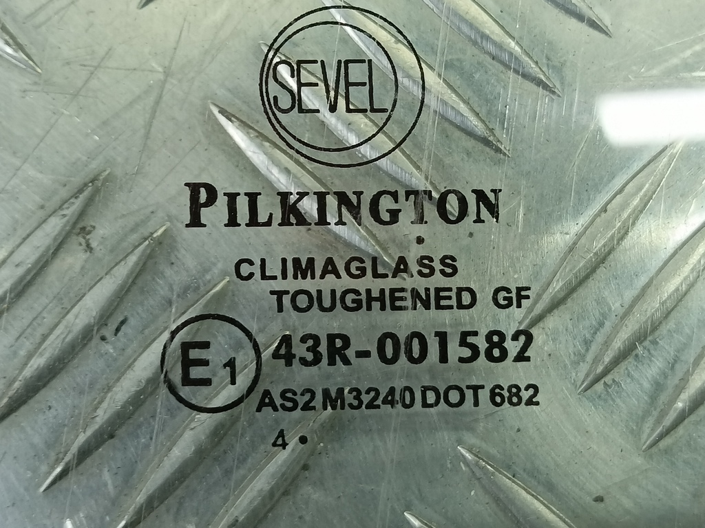 стекло двери Citroen Jumper  9201N6, 5000 рублей, Москва