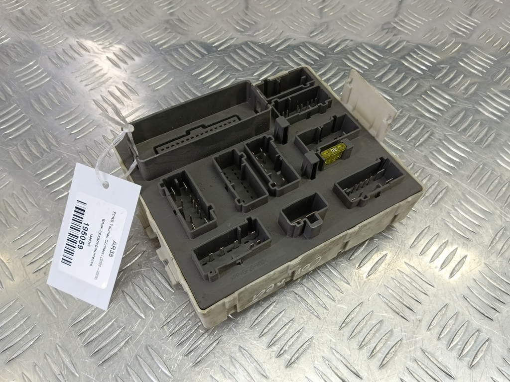 блок предохранителей FORD Tourneo Connect  1360366, 630 рублей, Москва