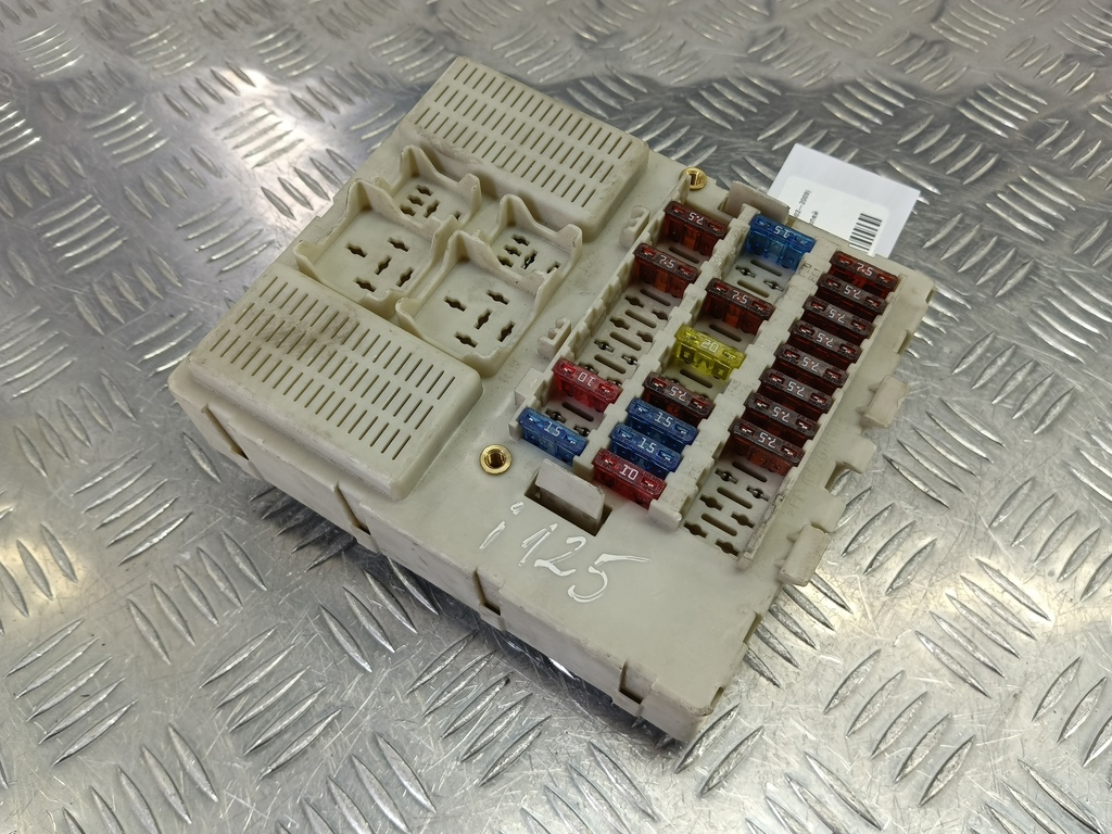 блок предохранителей FORD Tourneo Connect  1504506, 860 рублей, Москва