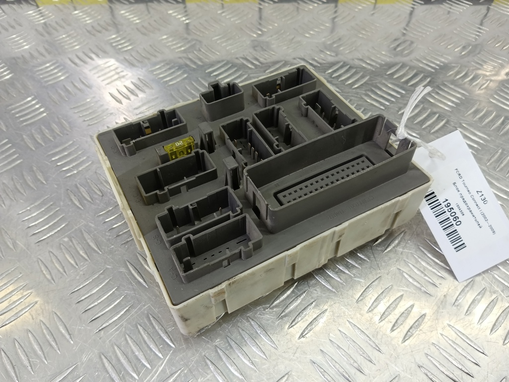 блок предохранителей FORD Tourneo Connect  1504506, 860 рублей, Москва