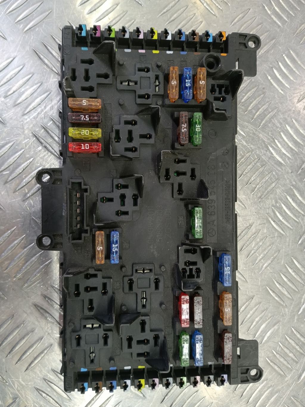 блок предохранителей MERCEDES-BENZ Vito  A6395450801, 1550 рублей, Москва