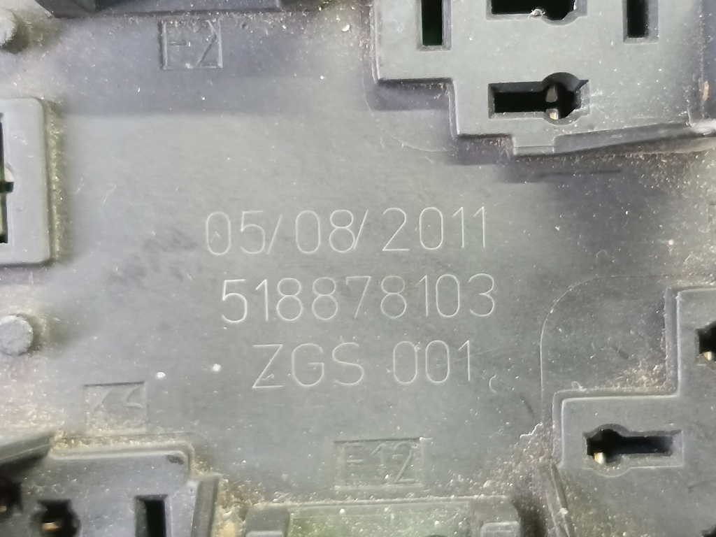 блок предохранителей MERCEDES-BENZ Vito  A6395450801, 1550 рублей, Москва