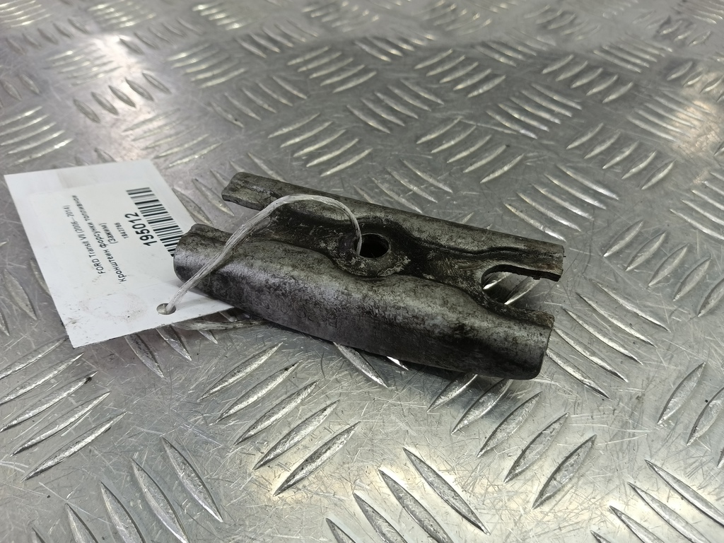 кронштейн форсунки топливной (зажим) FORD Transit  1842766, 520 рублей, Москва