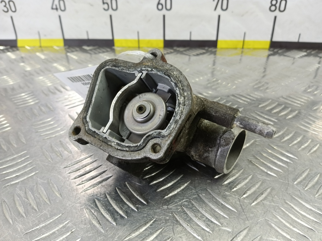 корпус термостата MERCEDES-BENZ Vito  A6112000715, 860 рублей, Москва