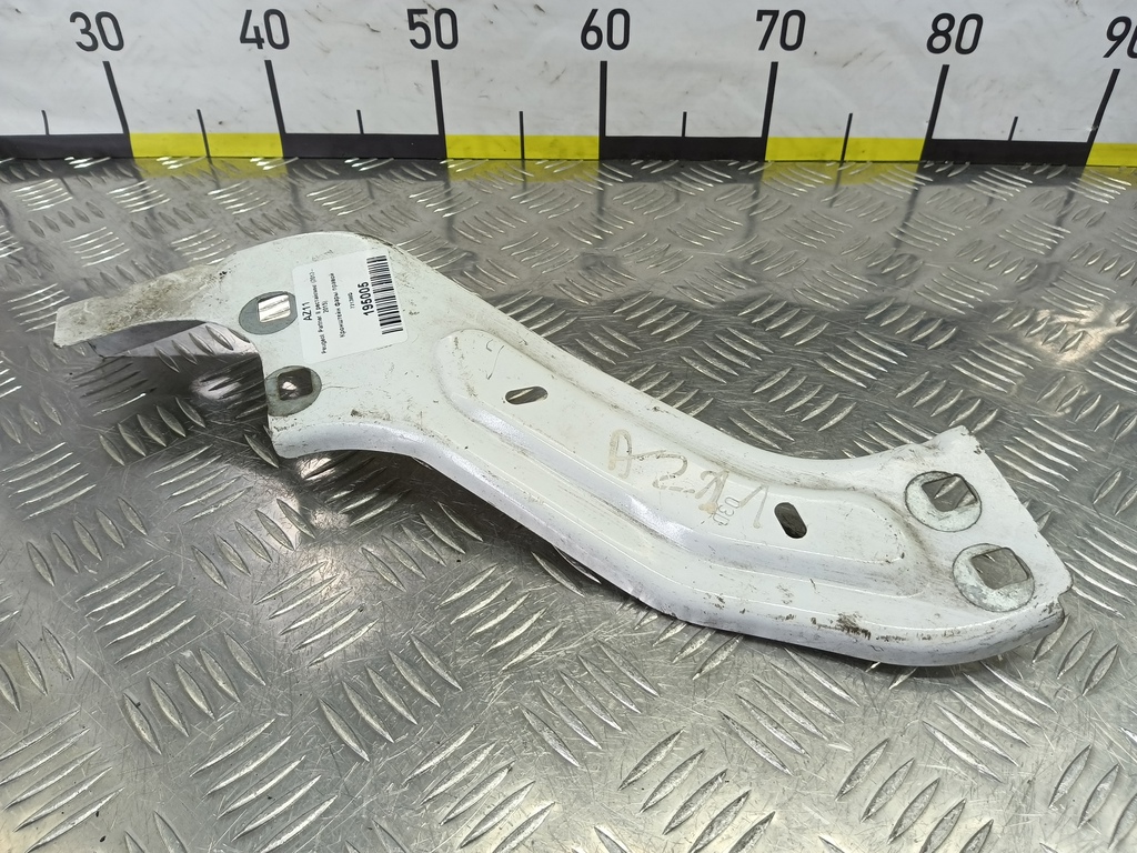 кронштейн фары Peugeot Partner  7213WQ, 2130 рублей, Москва