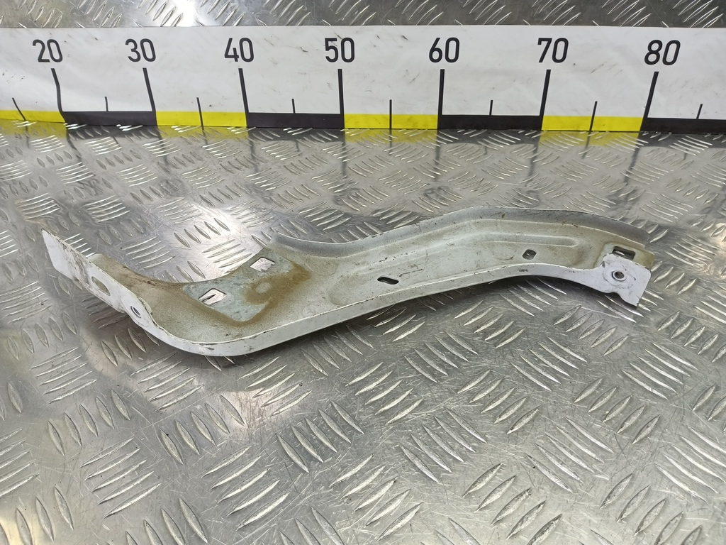 кронштейн фары Peugeot Partner  7213WQ, 2130 рублей, Москва