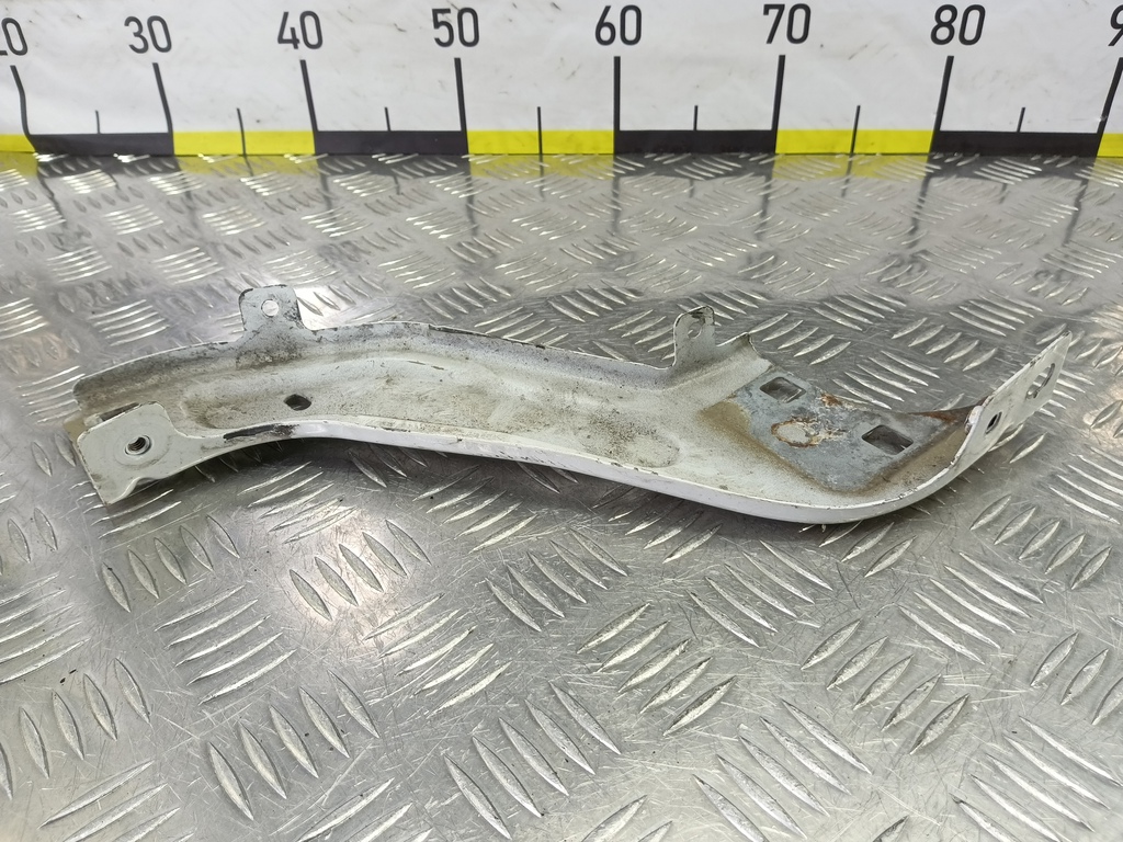 кронштейн фары Citroen Berlingo  7212YP, 3279 рублей, Москва