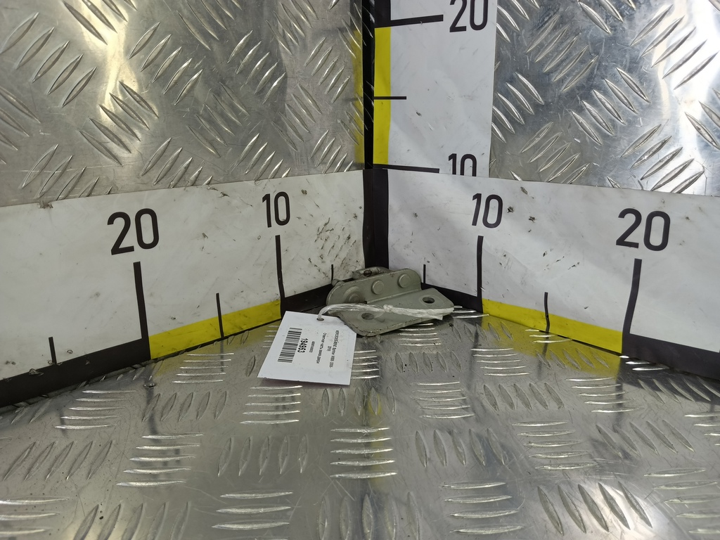 ответная часть замка двери MERCEDES-BENZ Sprinter  A9067400032, 750 рублей, Москва