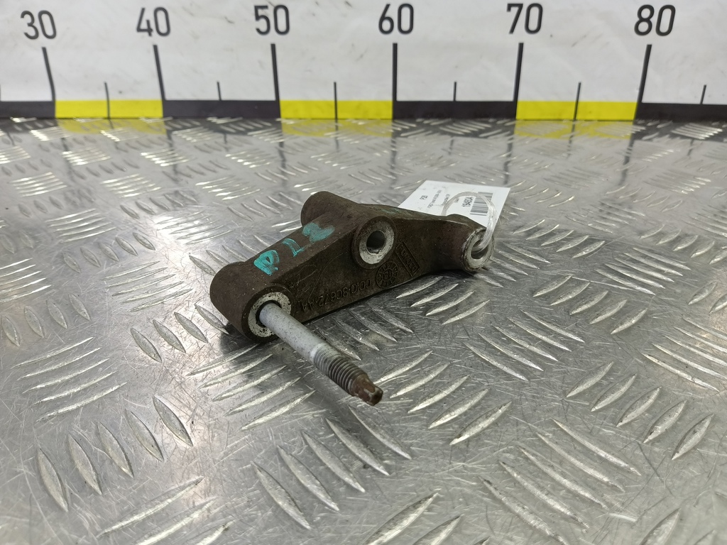 кронштейн гур FORD Transit  1748451, 3050 рублей, Москва