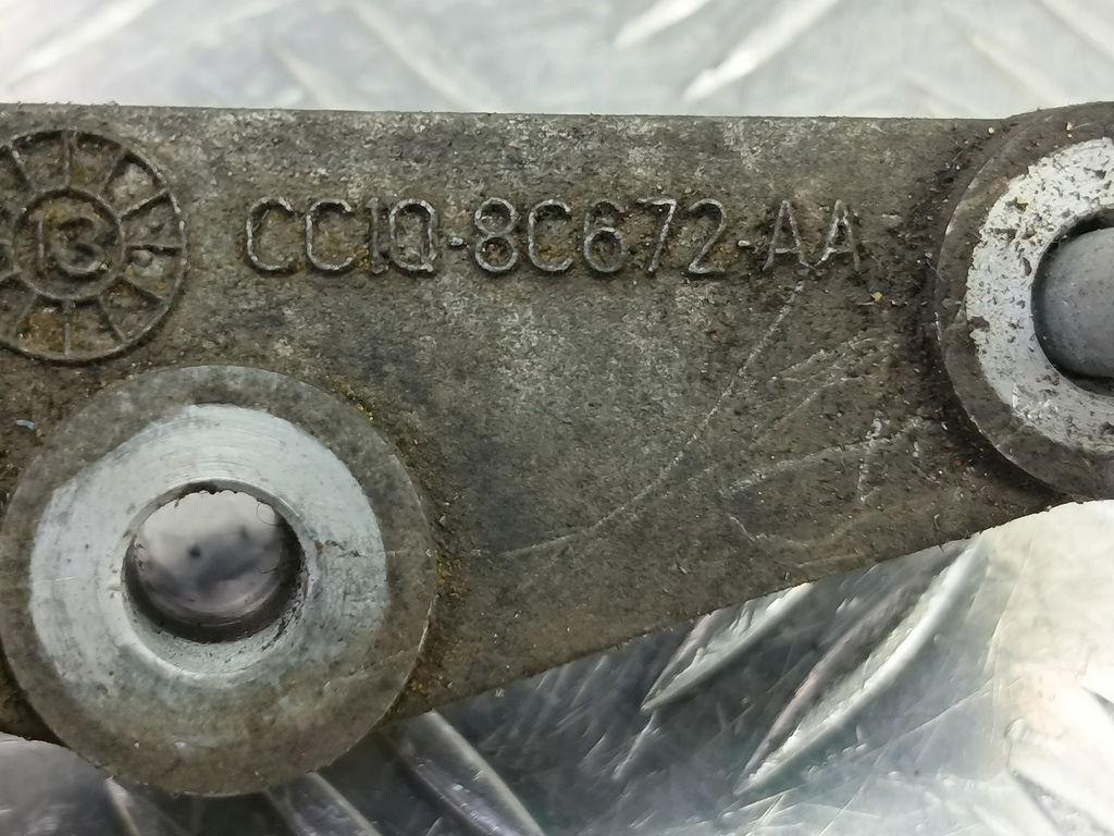 кронштейн гур FORD Transit  1748451, 3050 рублей, Москва