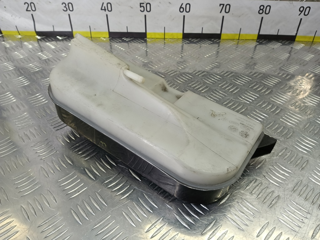 бачок расширительный Hyundai TUCSON 2.0 MT (140 л.с.)Tucson  I (2004—2011) Внедорожник 254312E000, 630 рублей, Москва