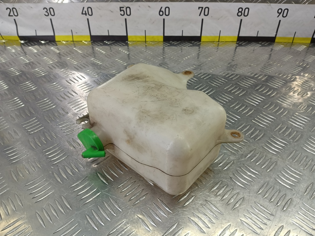 бачок расширительный SUZUKI Grand Vitara 1.6 4WD MT (106 л.с.)Grand Vitara  II (2005—2008) Внедорожник 1793165J00, 750 рублей, Москва