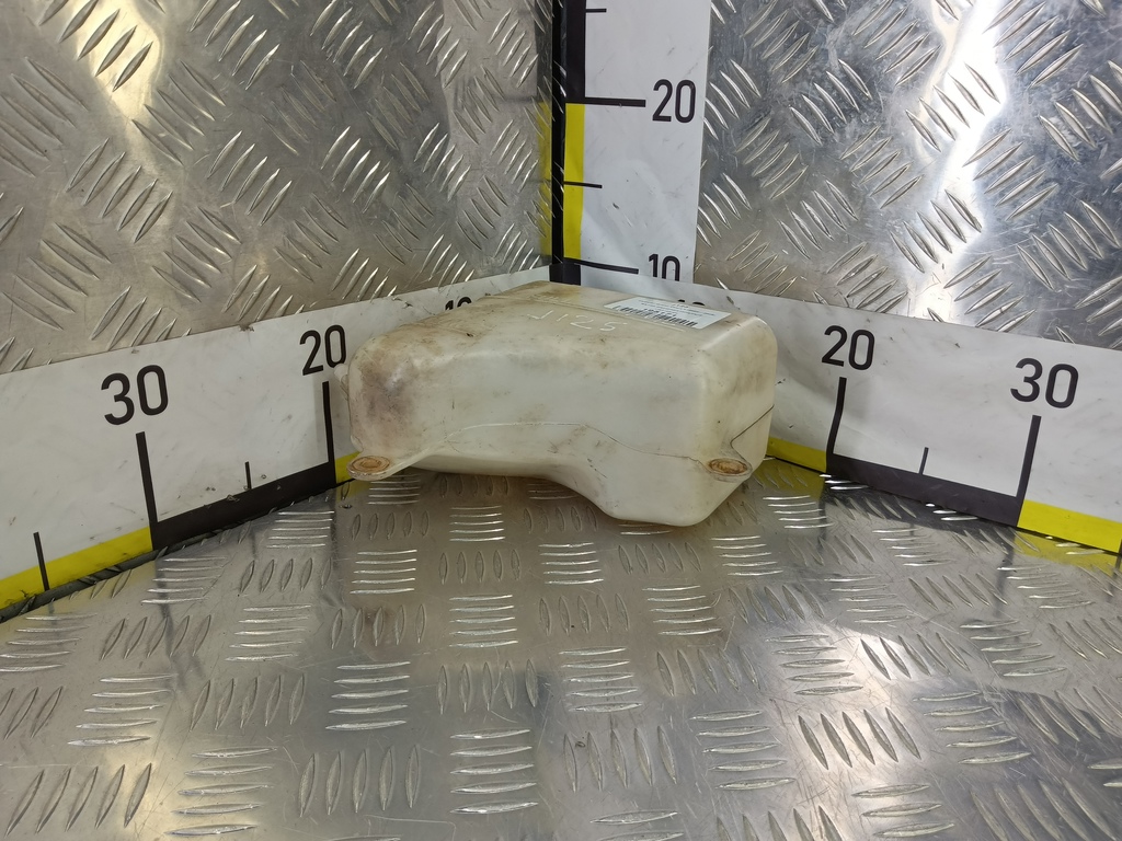 бачок расширительный SUZUKI Grand Vitara 1.6 4WD MT (106 л.с.)Grand Vitara  II (2005—2008) Внедорожник 1793165J00, 750 рублей, Москва