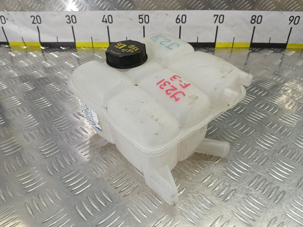 бачок расширительный FORD Focus  1717053, 2240 рублей, Москва