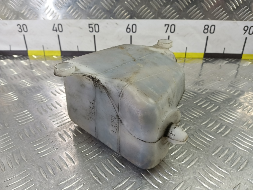 бачок расширительный MITSUBISHI PAJERO SPORT  MR386070, 520 рублей, Москва