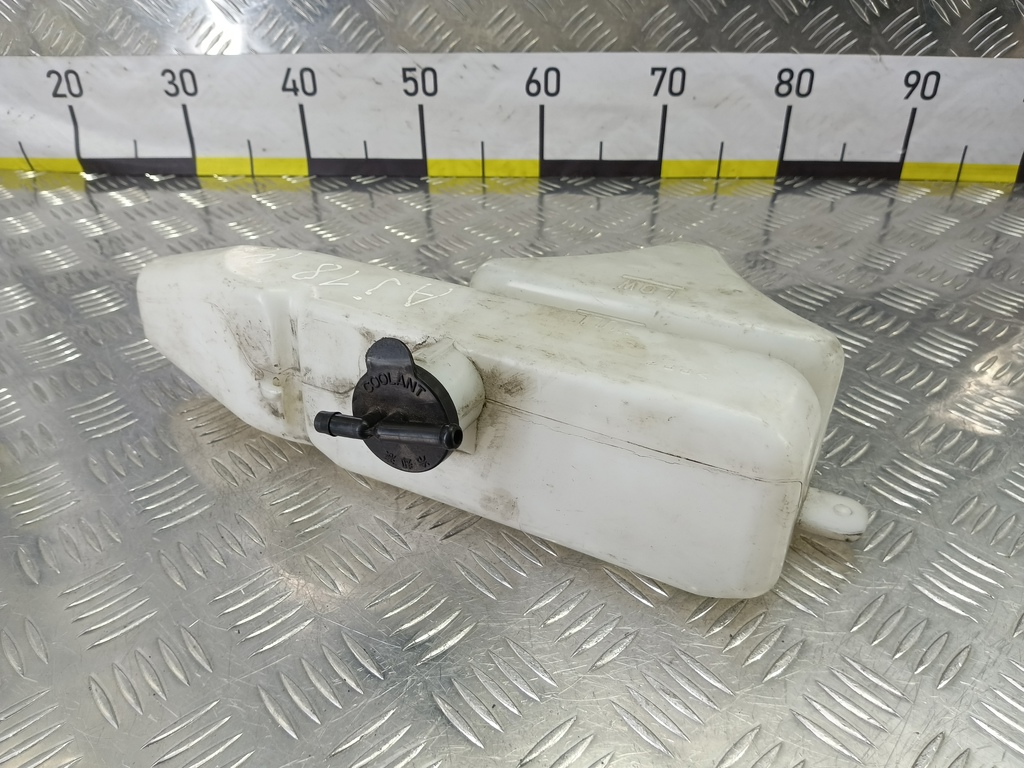 бачок расширительный MAZDA 6  L3K915351B, 1320 рублей, Москва