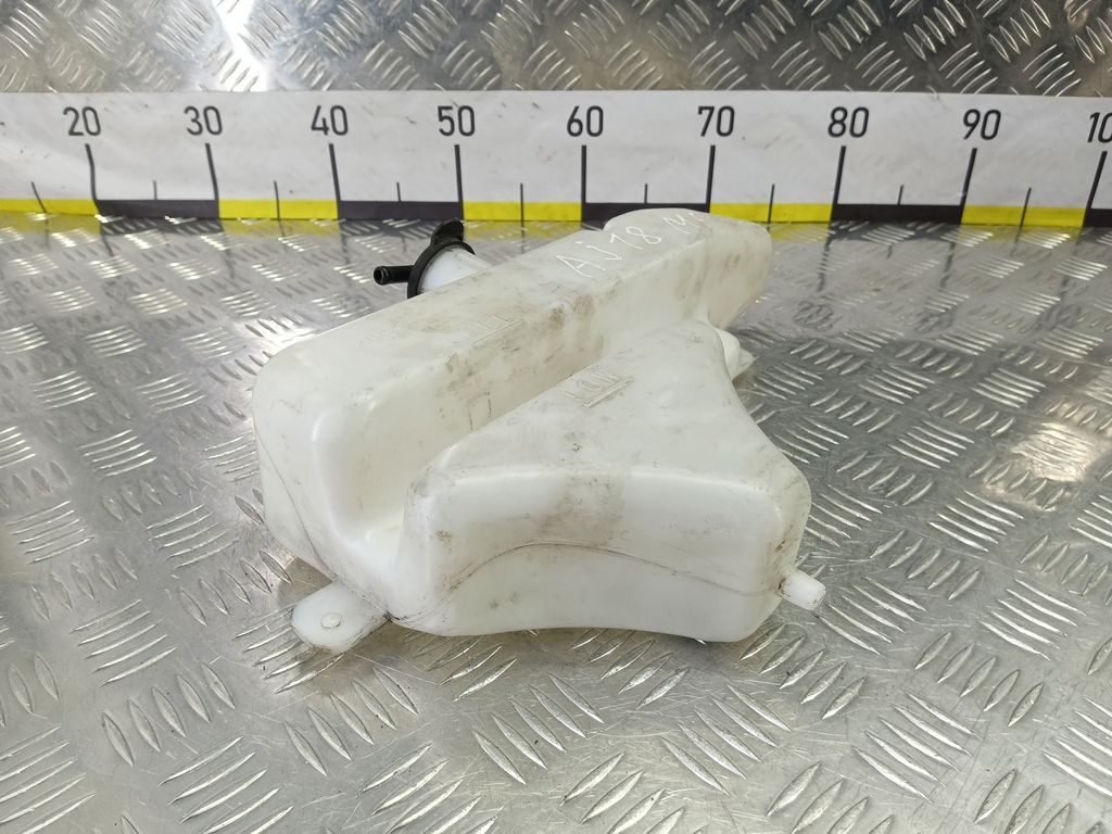 бачок расширительный MAZDA 6  L3K915351B, 1320 рублей, Москва