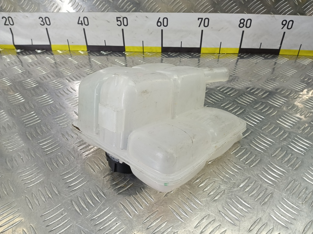 бачок расширительный FORD Focus  1717053, 2240 рублей, Москва